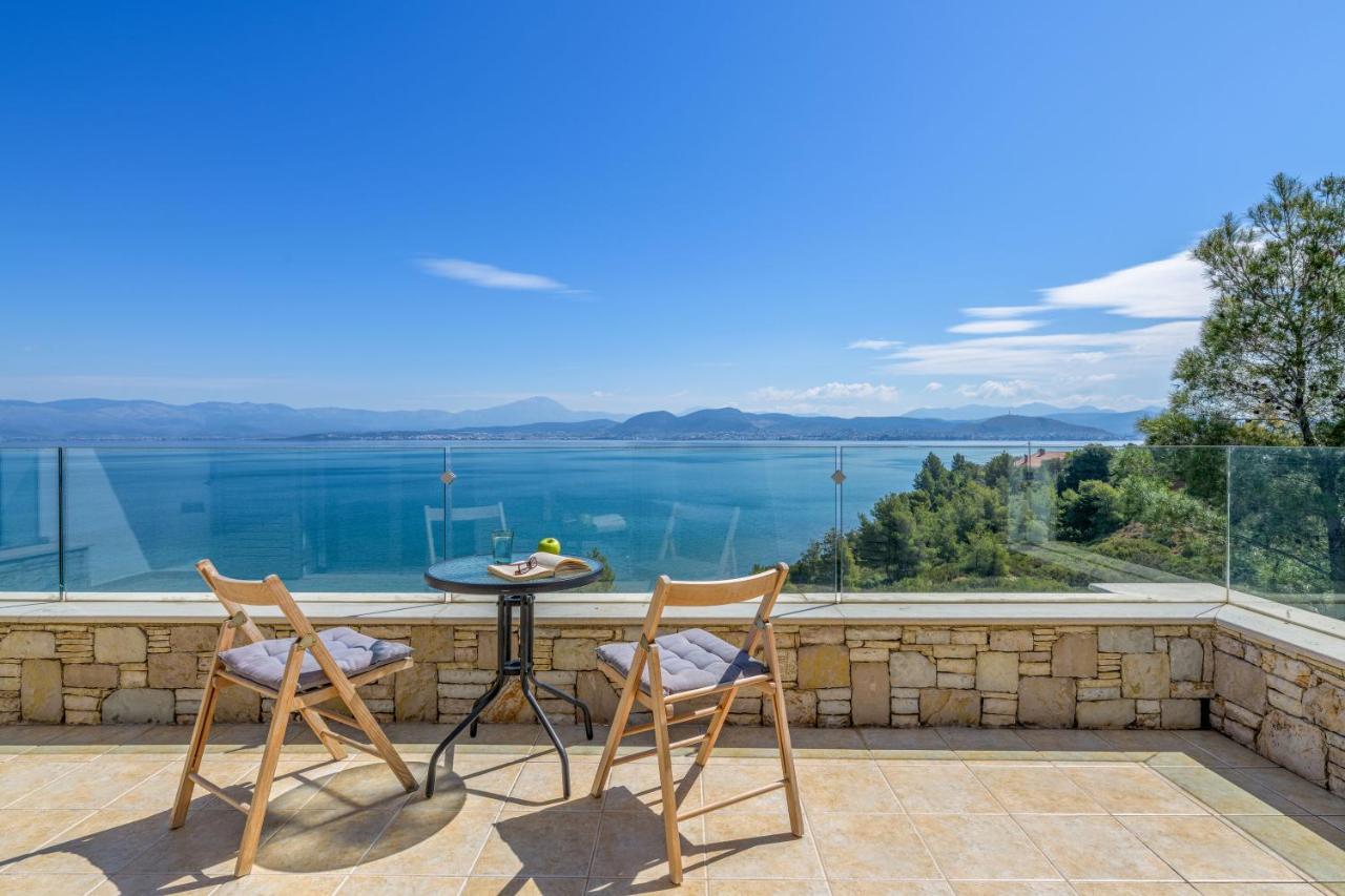 Crystal Beach Villa Халкида Экстерьер фото