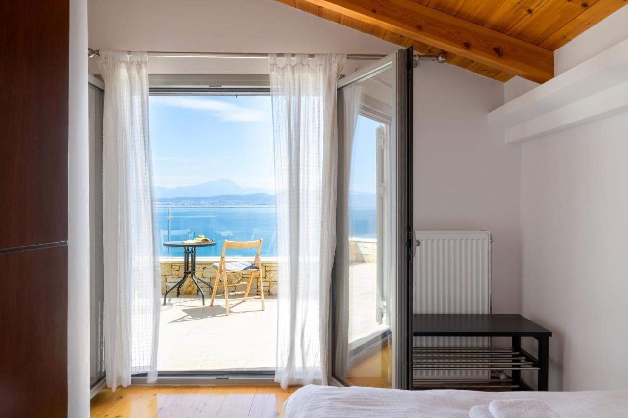 Crystal Beach Villa Халкида Экстерьер фото