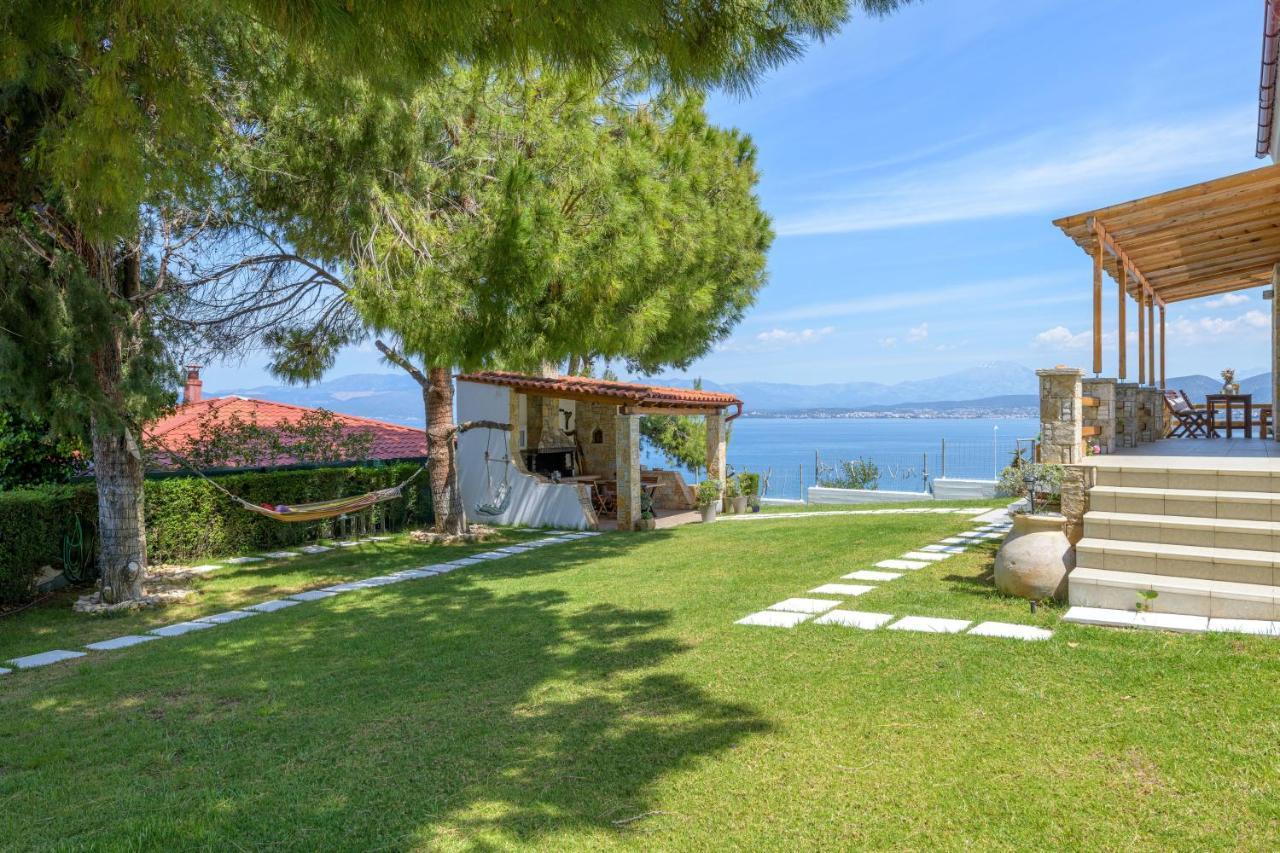 Crystal Beach Villa Халкида Экстерьер фото