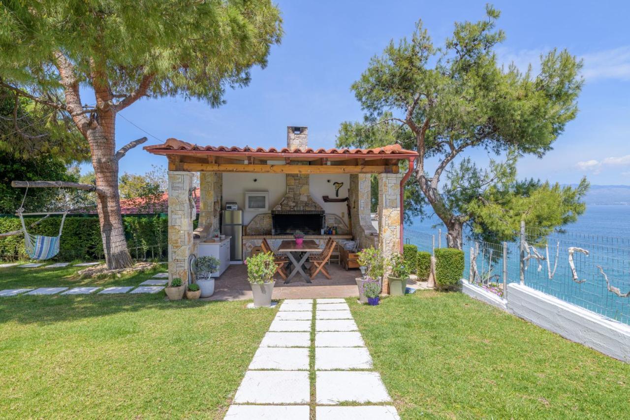 Crystal Beach Villa Халкида Экстерьер фото