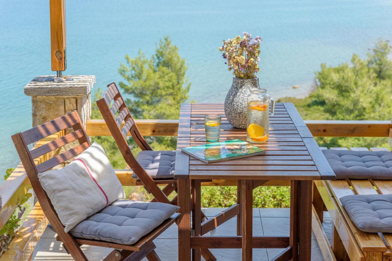 Crystal Beach Villa Халкида Экстерьер фото