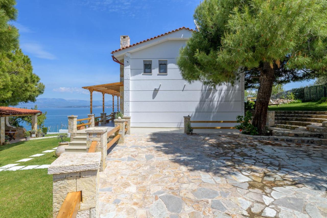 Crystal Beach Villa Халкида Экстерьер фото